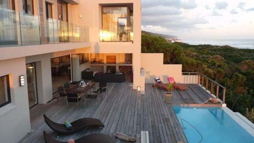 Home by the Beach | Keurboomstrand Self-catering