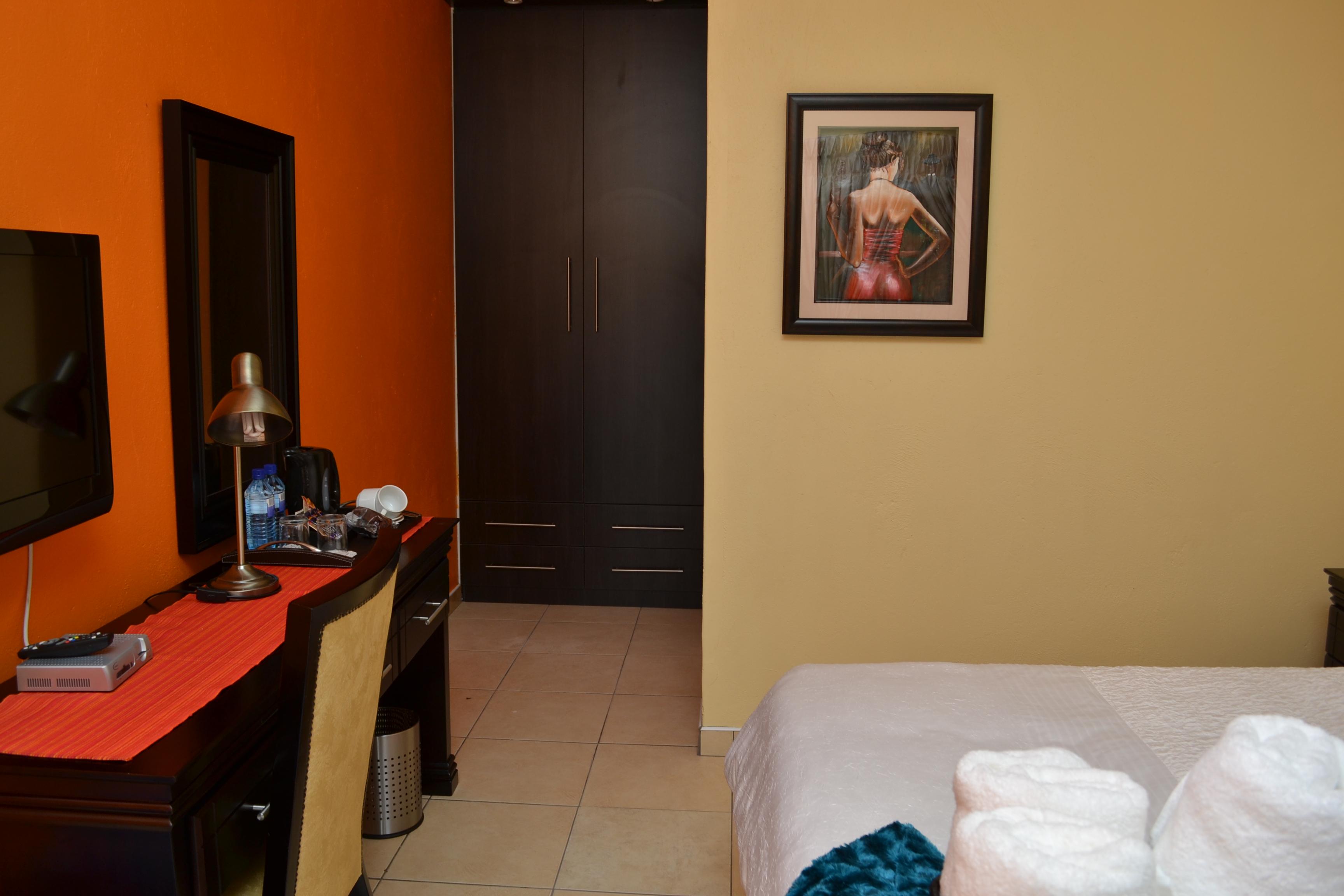 Nomalakia Guest House | Rustenburg Accommodation