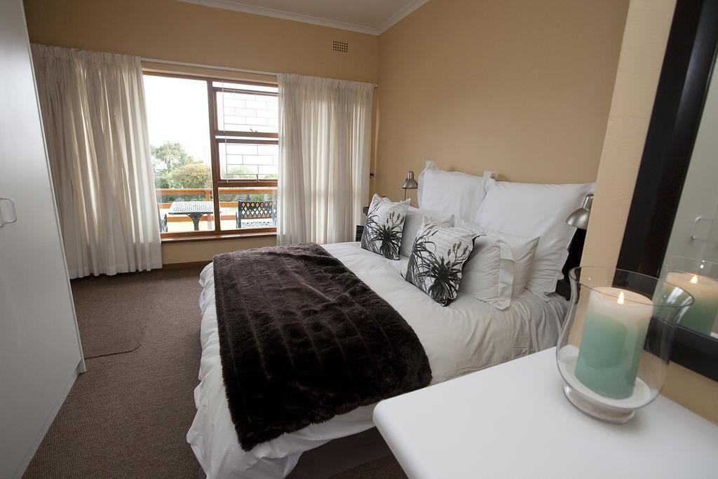 Aqua Vista Guest House | Accommodation Helena Heights