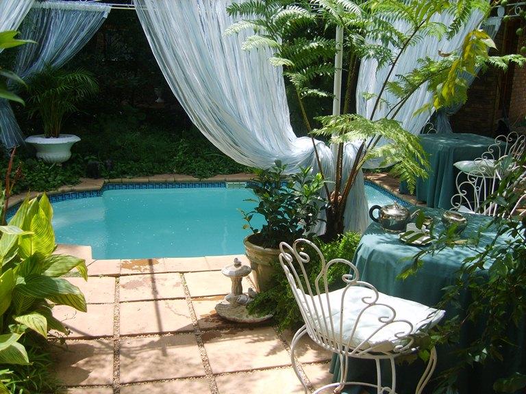 The Emerald Guest House | Springs Accommodation