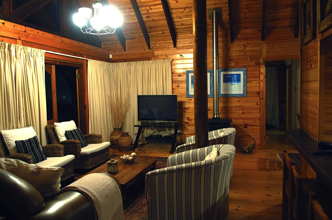 Log Home | Yzerfontein Accommodation