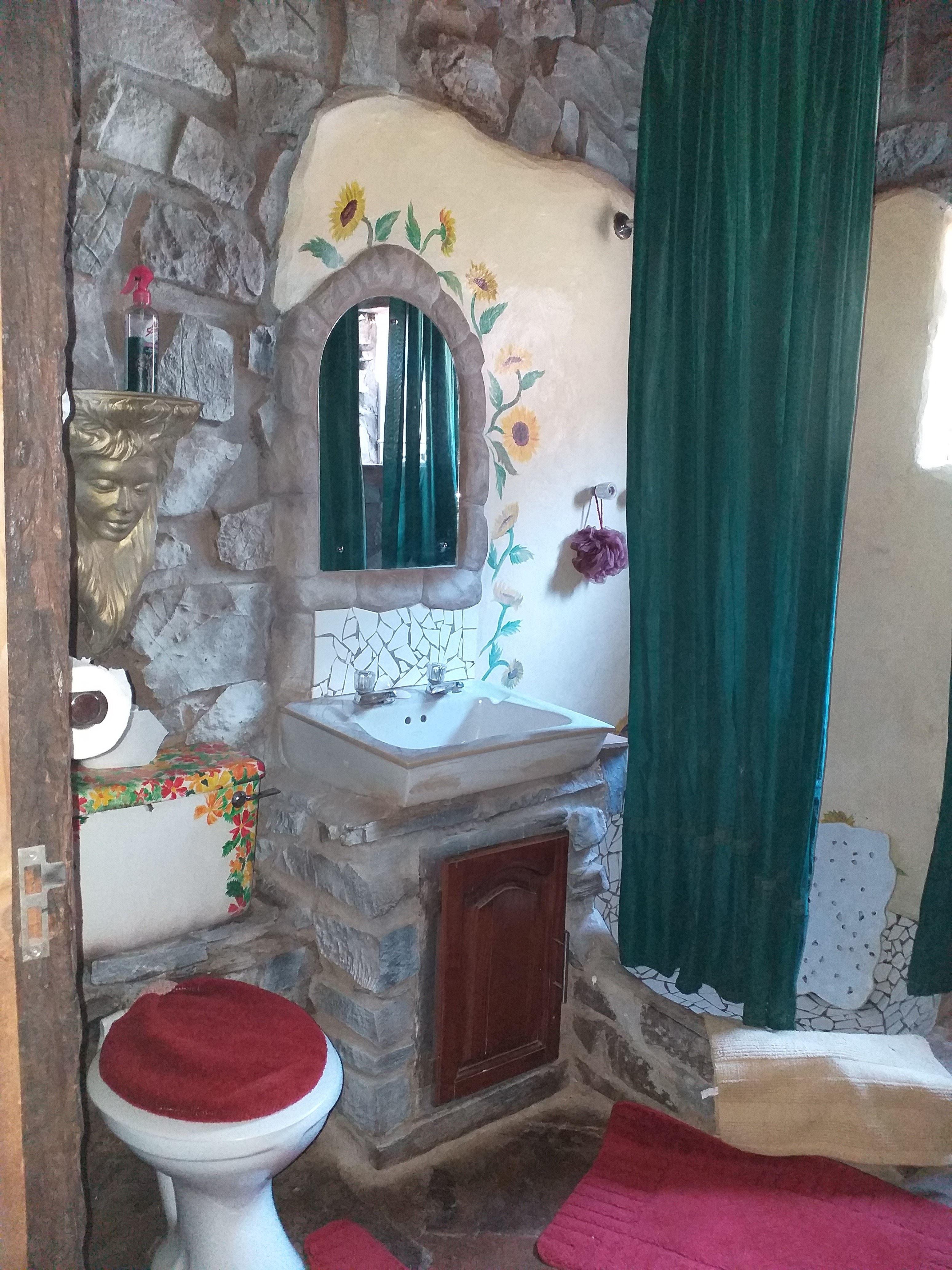 The Shoe Guest House Budget Deals and Offers Book Now!