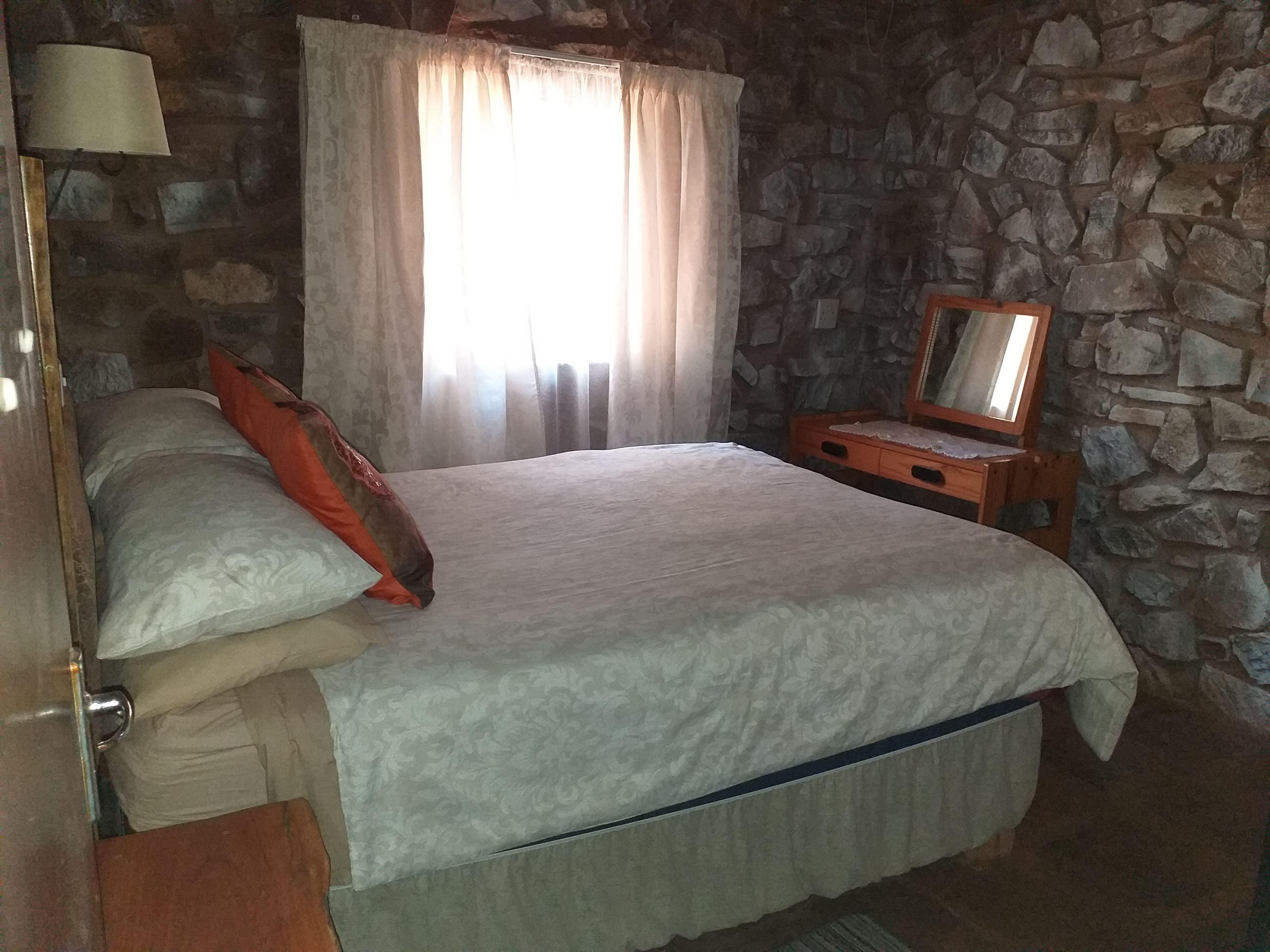 The Shoe Guest House Budget Deals and Offers Book Now!