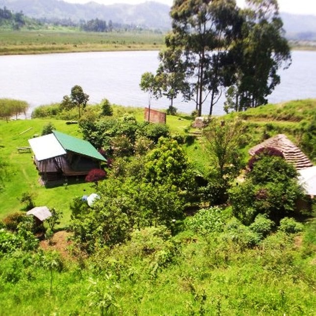 Accommodation - Camp Green Lake