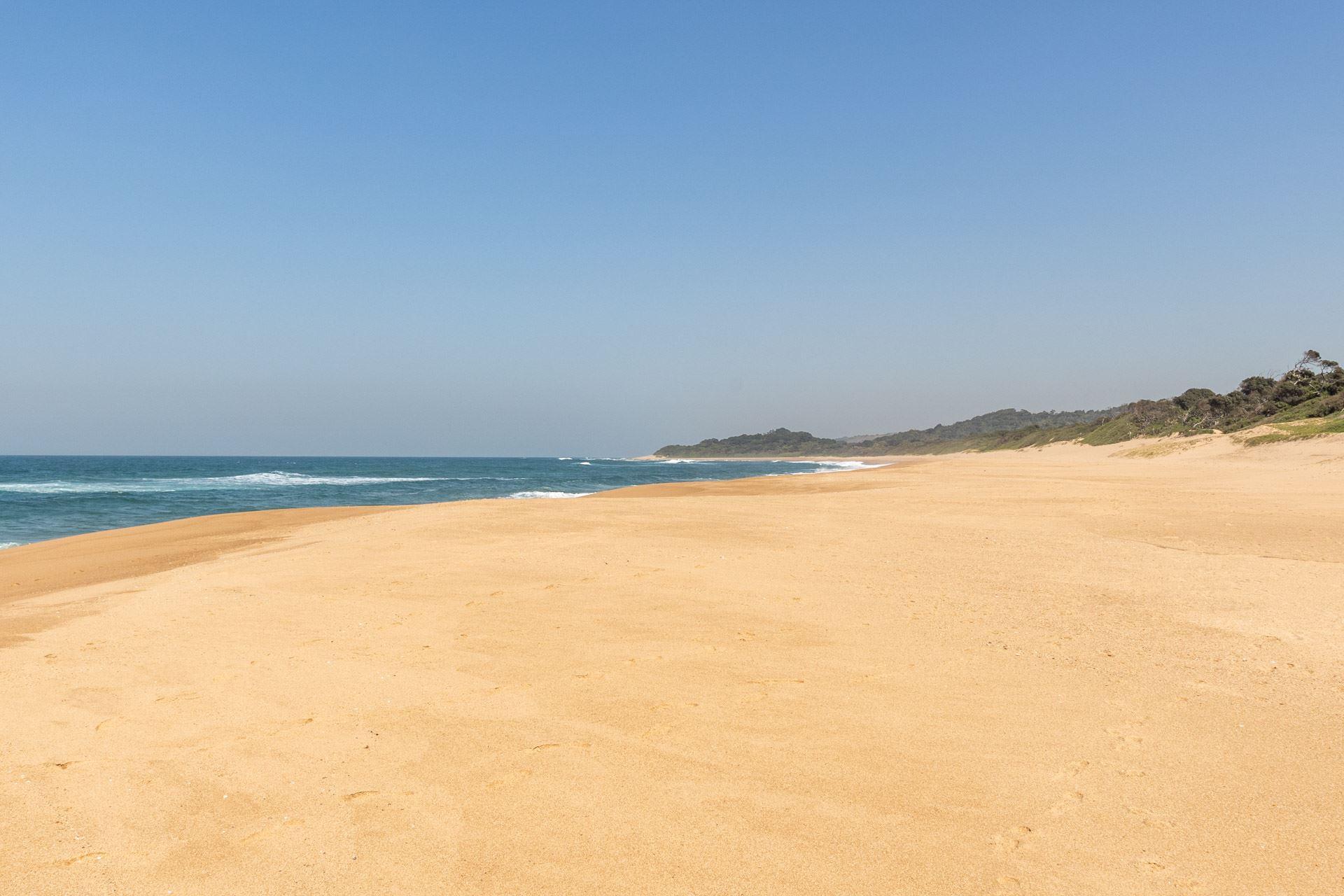 DOLPHIN VIEW, 23 Magai Drive, Zinkwazi beach