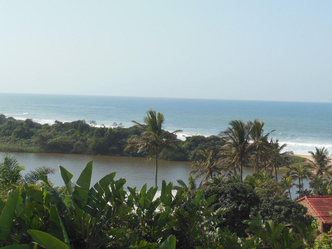 40 NKWAZI DRIVE, Zinkwazi Beach