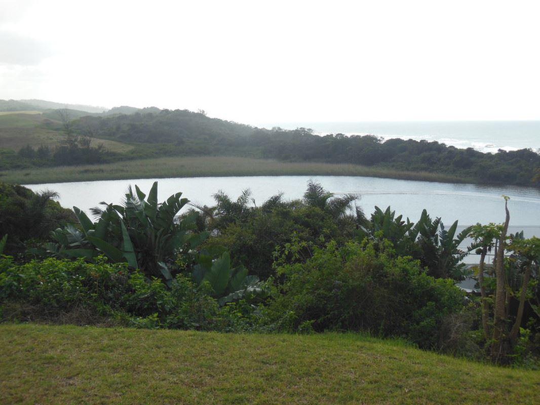 40 NKWAZI DRIVE, Zinkwazi Beach