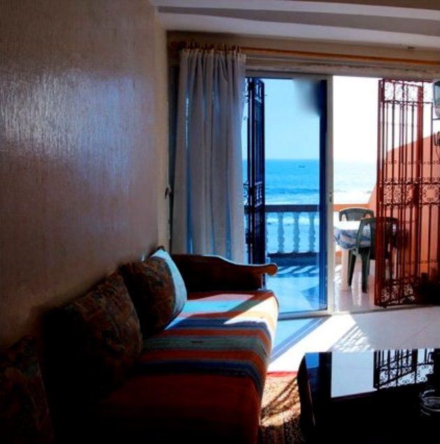 Surf N Stay Charming Beachfront Apartment