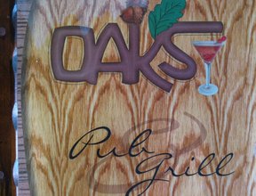 Oaks Pub 'n Grill