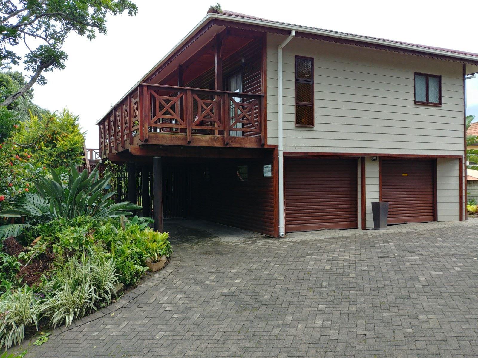 Flamboyant Self-catering | Hibiscus Coast beach