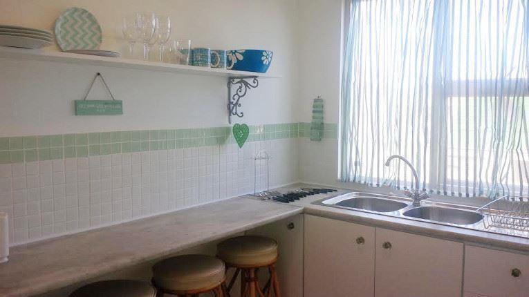 Bay Breeze Guesthouse | Gordons Bay Accommodation