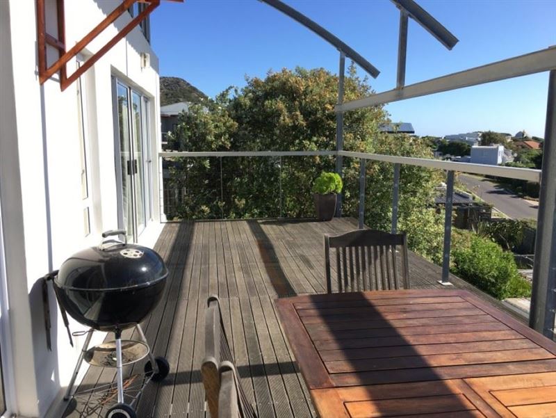 Upstairs deck
