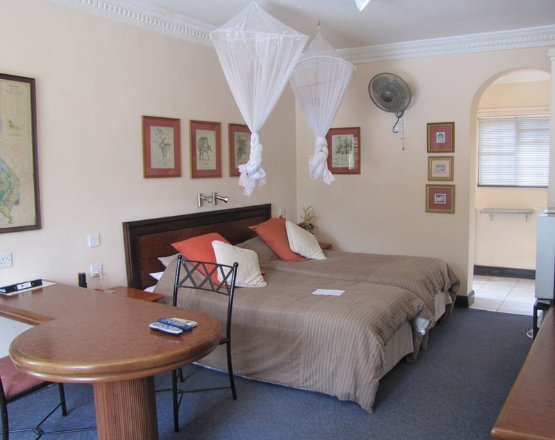 Leslie Lodge | Budget Accommodation Deals and Offers Book Now!