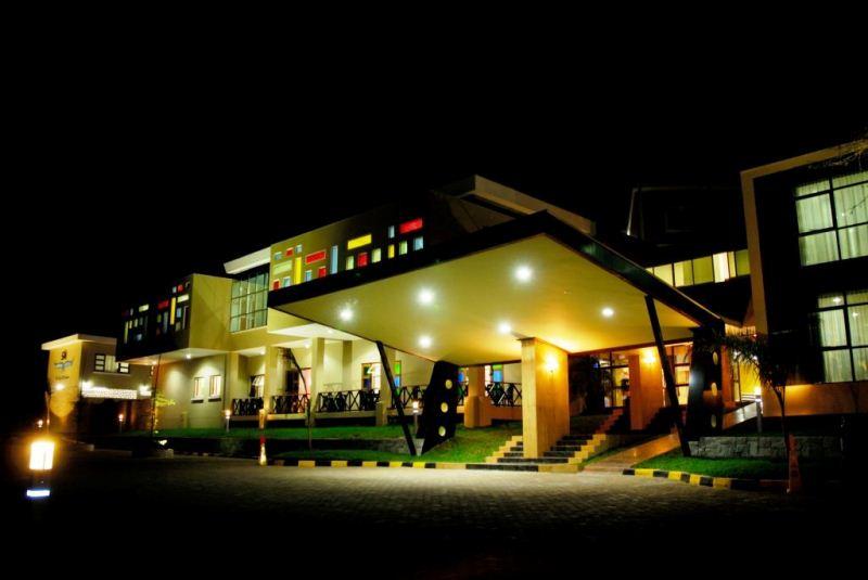 Snow Crest Hotel | Accommodation Arusha