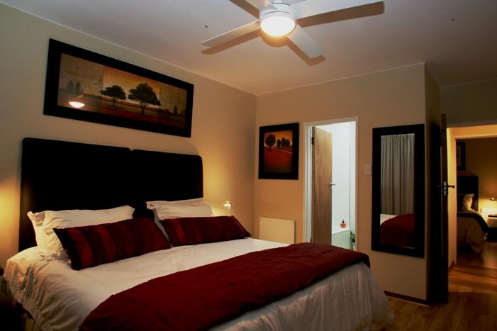 203 Somerset Place Apartment | Mouille Point Accommodation
