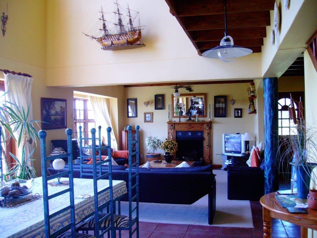 Miller House | Accommodation Kenton-on-Sea