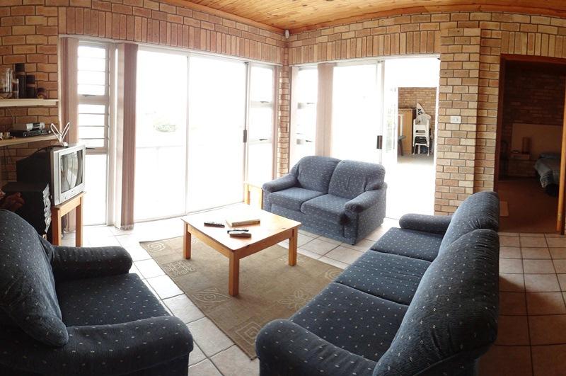 Surf Point 12 | Wavescrest (Jeffreys Bay) Accommodation
