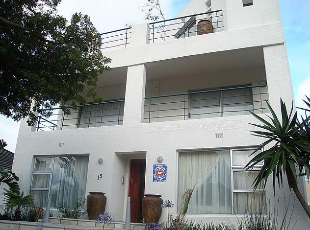 Suburban Lodge | Accommodation Rondebosch