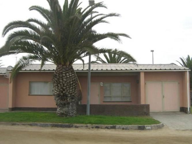 Moon Valley Rest House | Swakopmund Accommodation