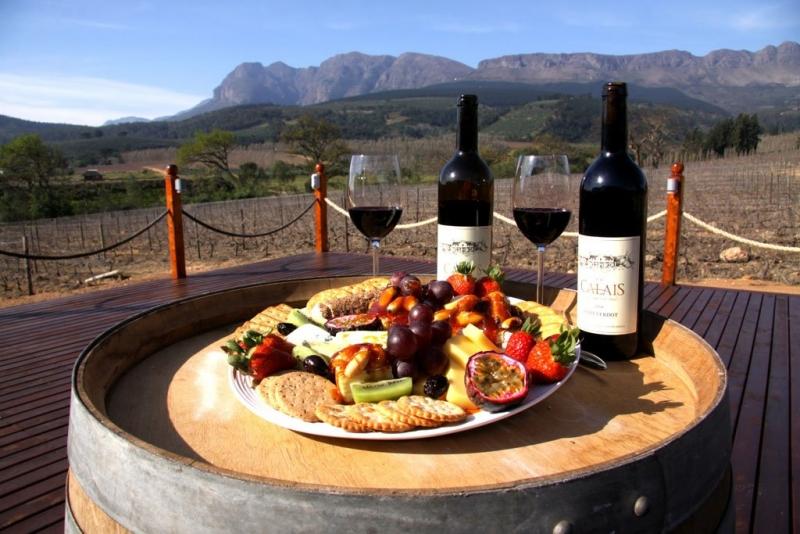 Calais Wine Estate Book Your Dream SelfCatering or Bed and Breakfast Now!