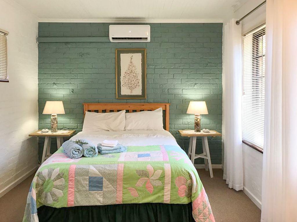 Carriage Cottage | Accommodation Kenton-on-Sea