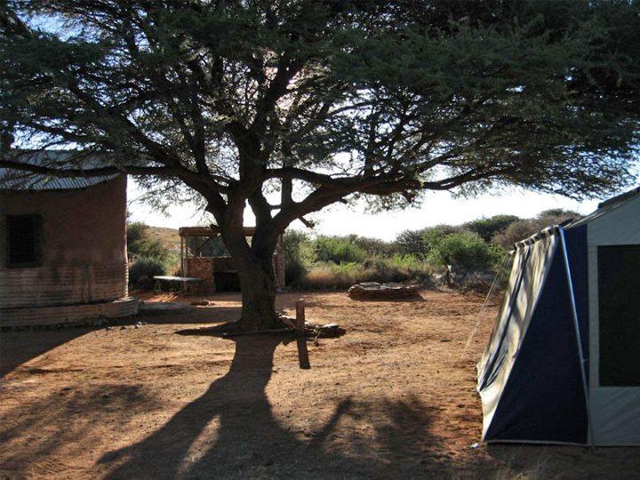 Khoisan Safaris | Omdraaisvlei Accommodation