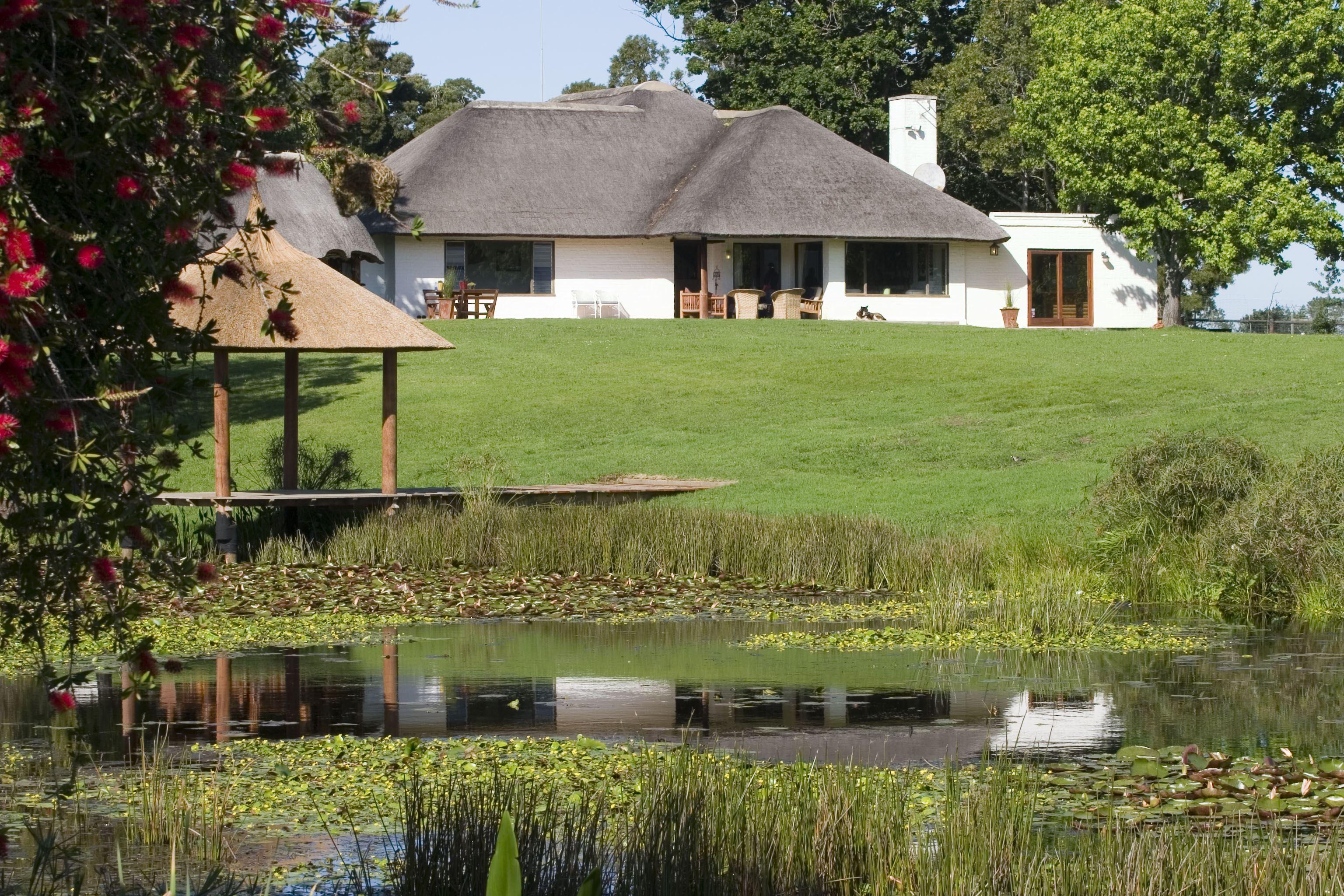 Antlers Country Lodge | The Crags Accommodation