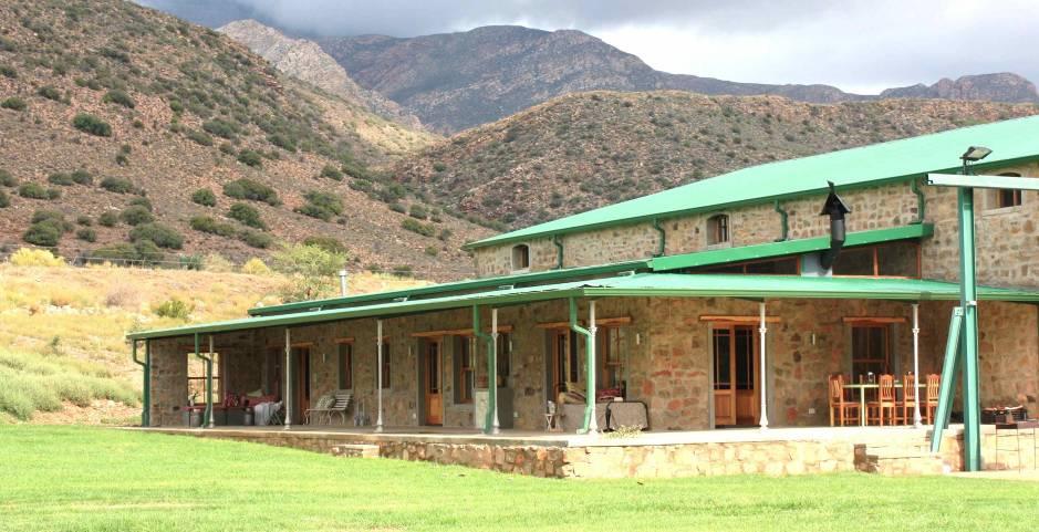 Aviator Hangar House | Prince Albert Accommodation