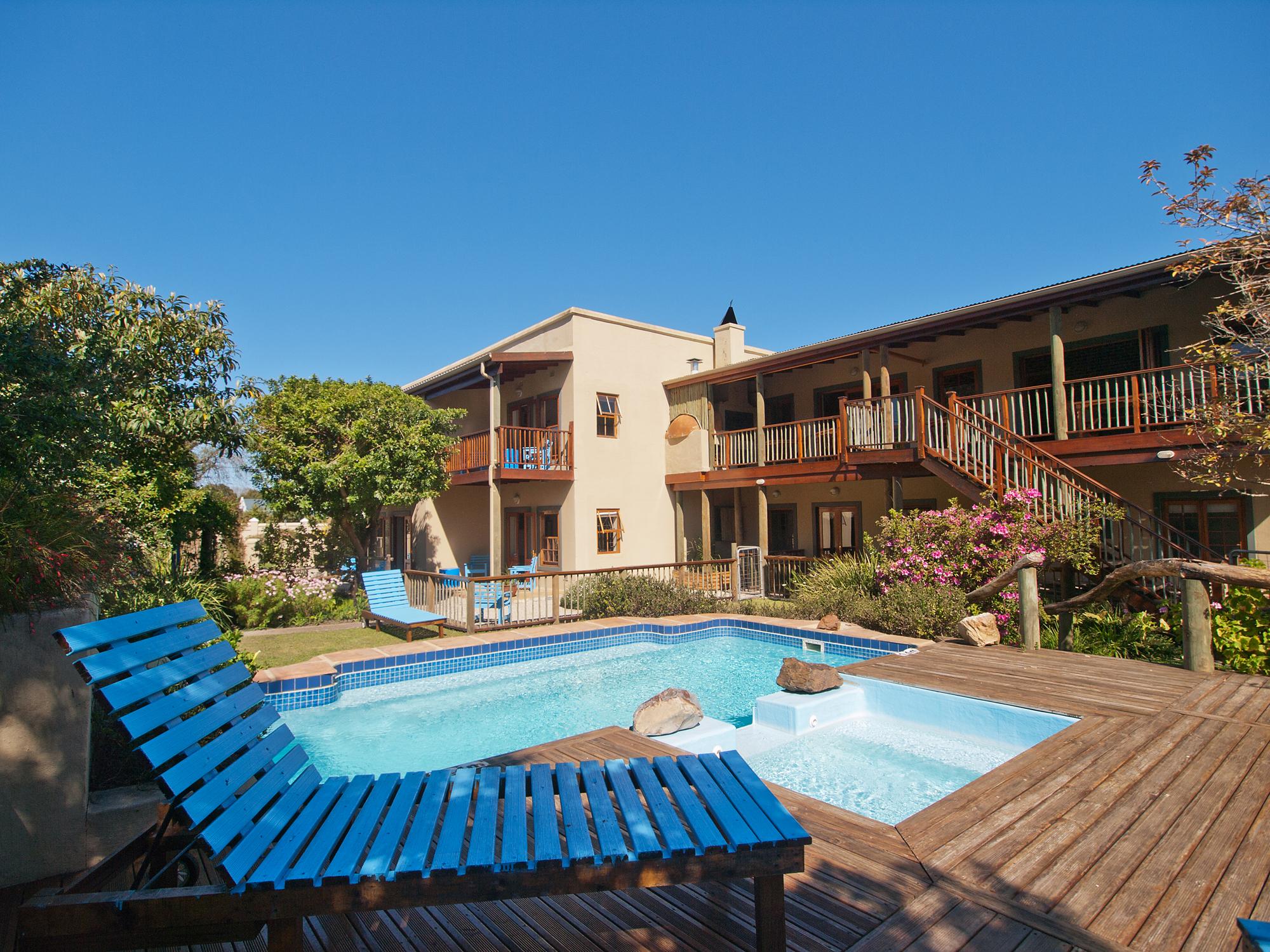 At The Woods Guest House | Accommodation Stormsriver Village