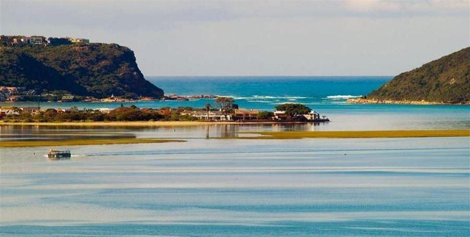 African Breeze | Accommodation Leisure Island