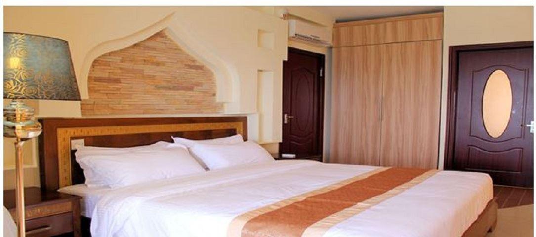 Eden Beach Resort & Spa