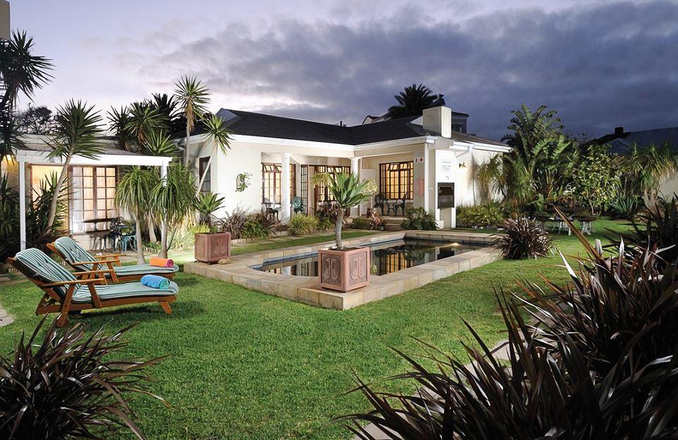 Beachwalk B&B | Summerstrand Accommodation