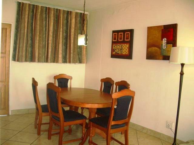 Unicadia Self-catering Apartments