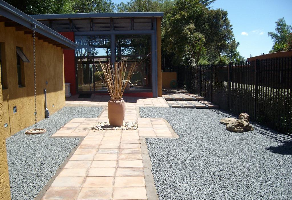 Gilbert House B&B | Volksrust Accommodation