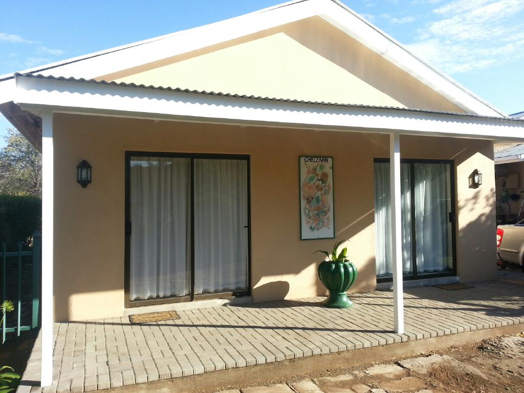 Chrizaan Guest House | Colesberg Accommodation