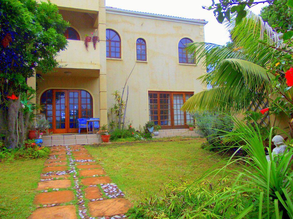 Sea Valley Villa | Accommodation Port Alfred