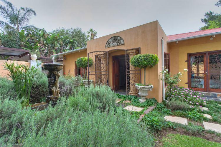 Lemontree Self-catering Apartments | Accommodation Fontainebleau