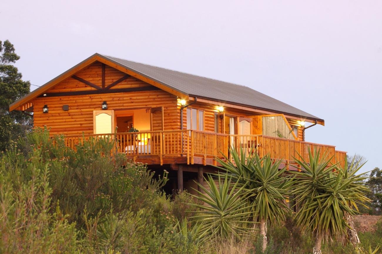 Ke Nako Lodges