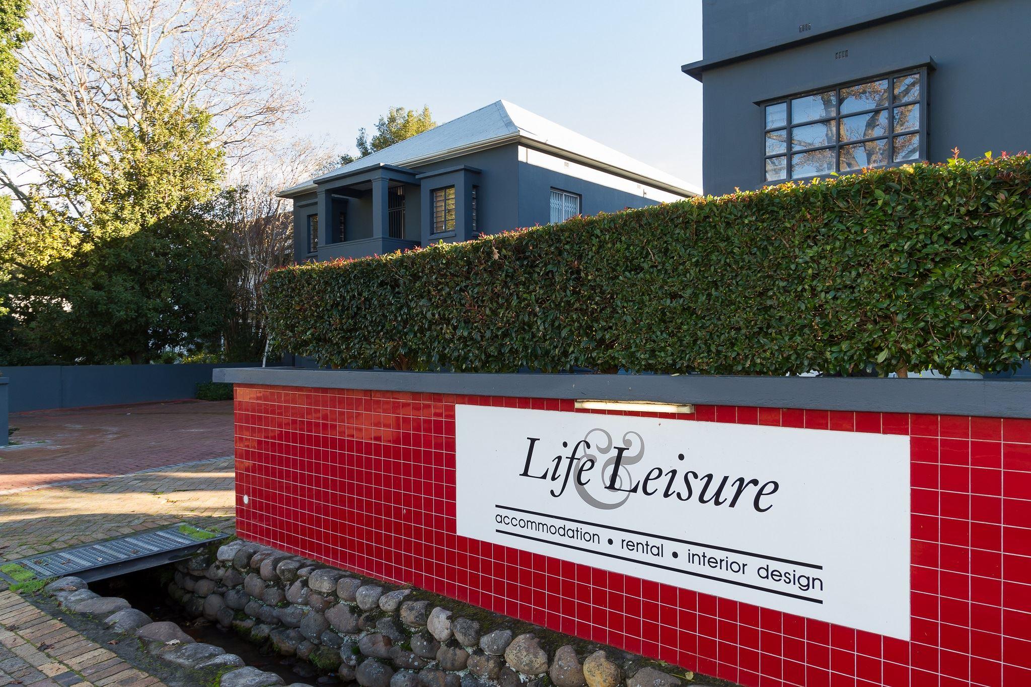 Life & Leisure Boutique Guest House & Premium Apartments | Accommodation Stellenbosch