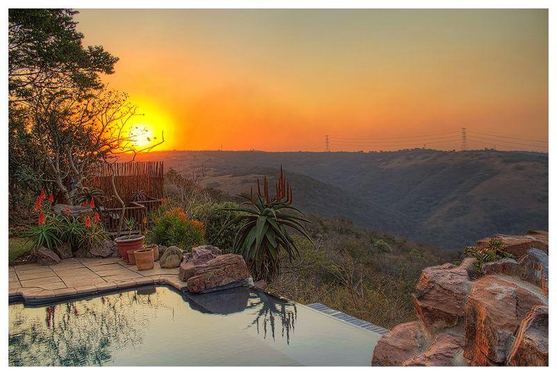 Leopards and Louries Bush Lodge | Accommodation Camperdown