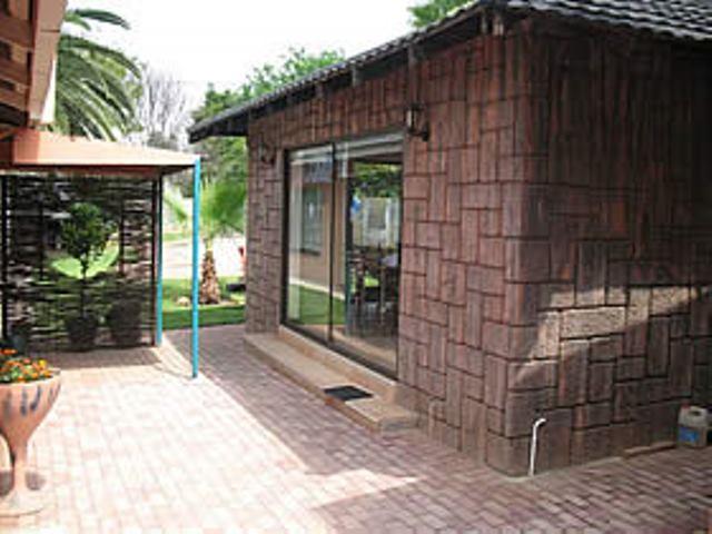 Jorene's Guest House | Polokwane (Pietersburg) Accommodation