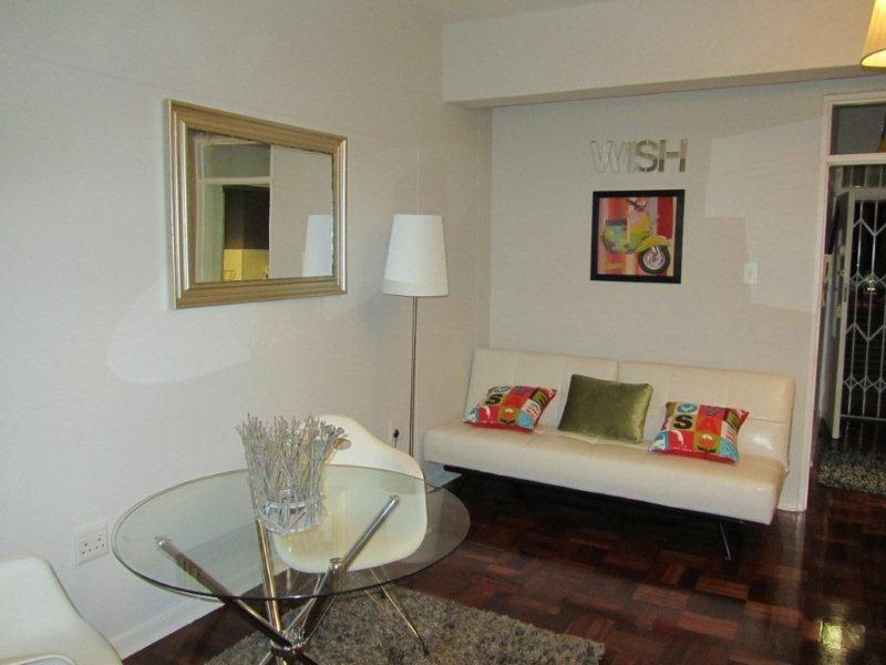 11 Red Mandarins Apartment No.2