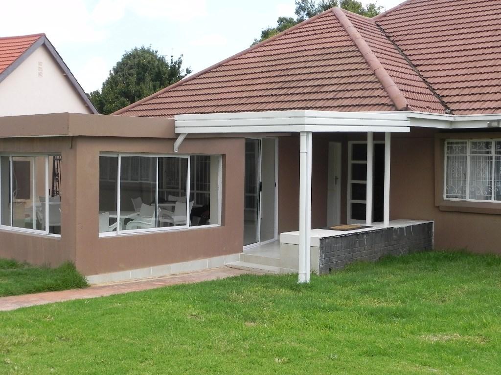 Owee's Place | Gresswold Hotels