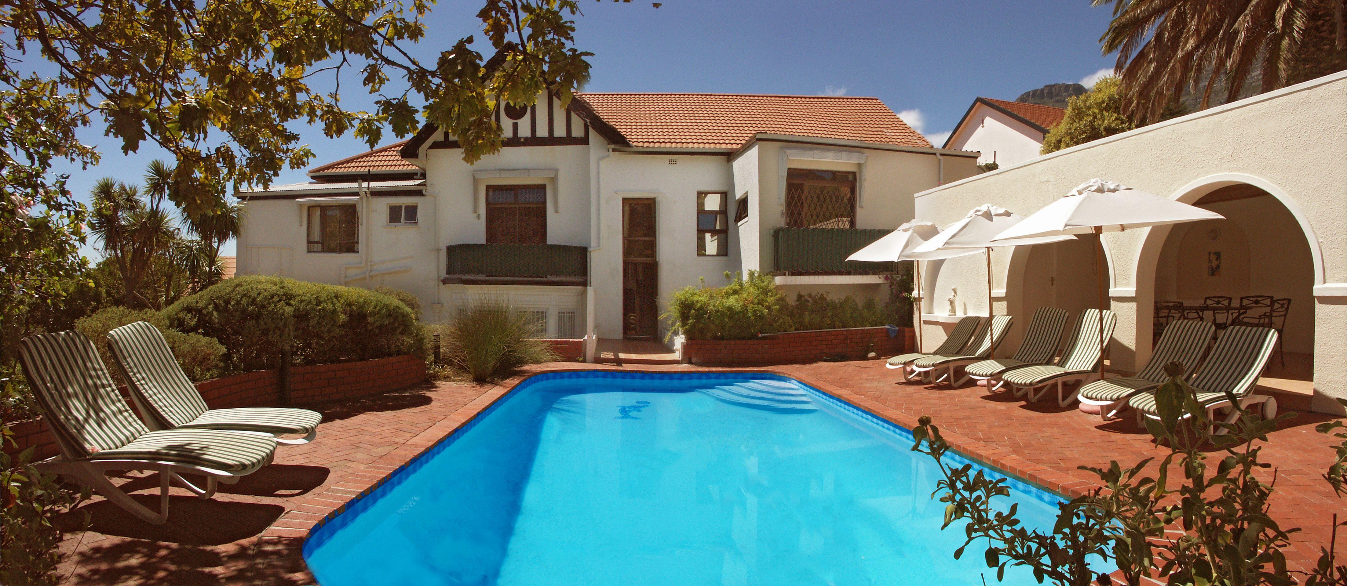 Villa Lutzi | Oranjezicht Accommodation