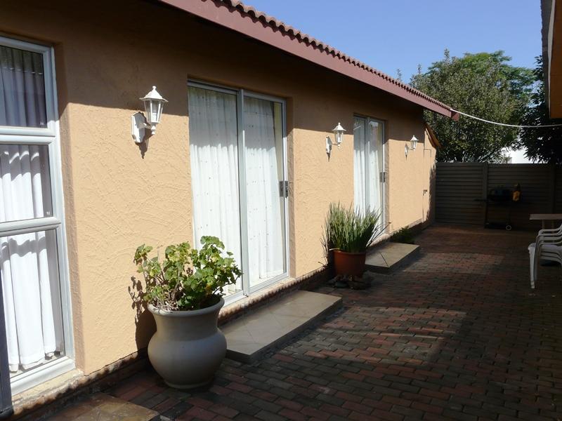 A Place to Stay | Klopperpark Accommodation