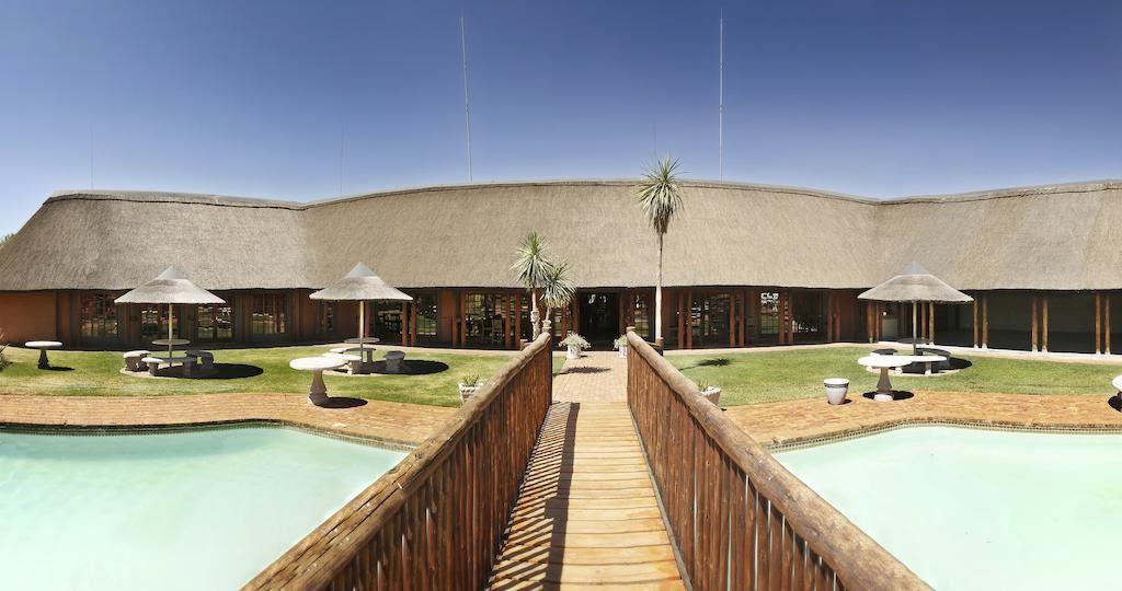 Bains Lodge
