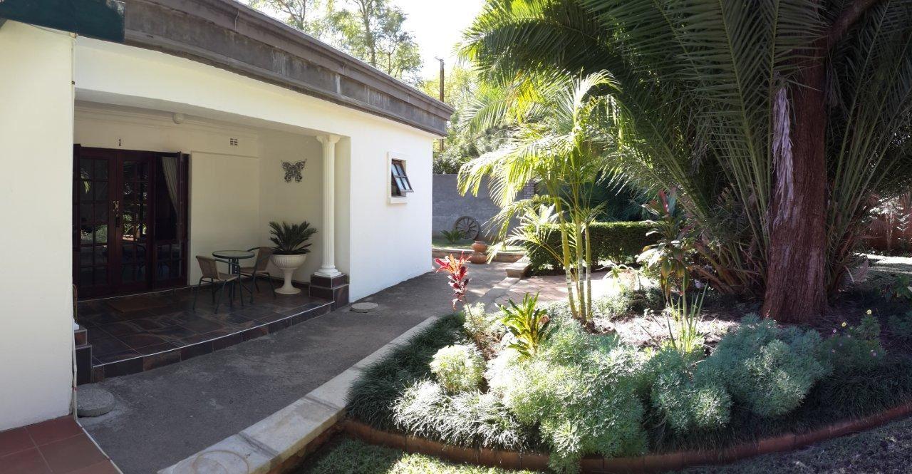 Motsamai Guest Lodge | Accommodation Hillside