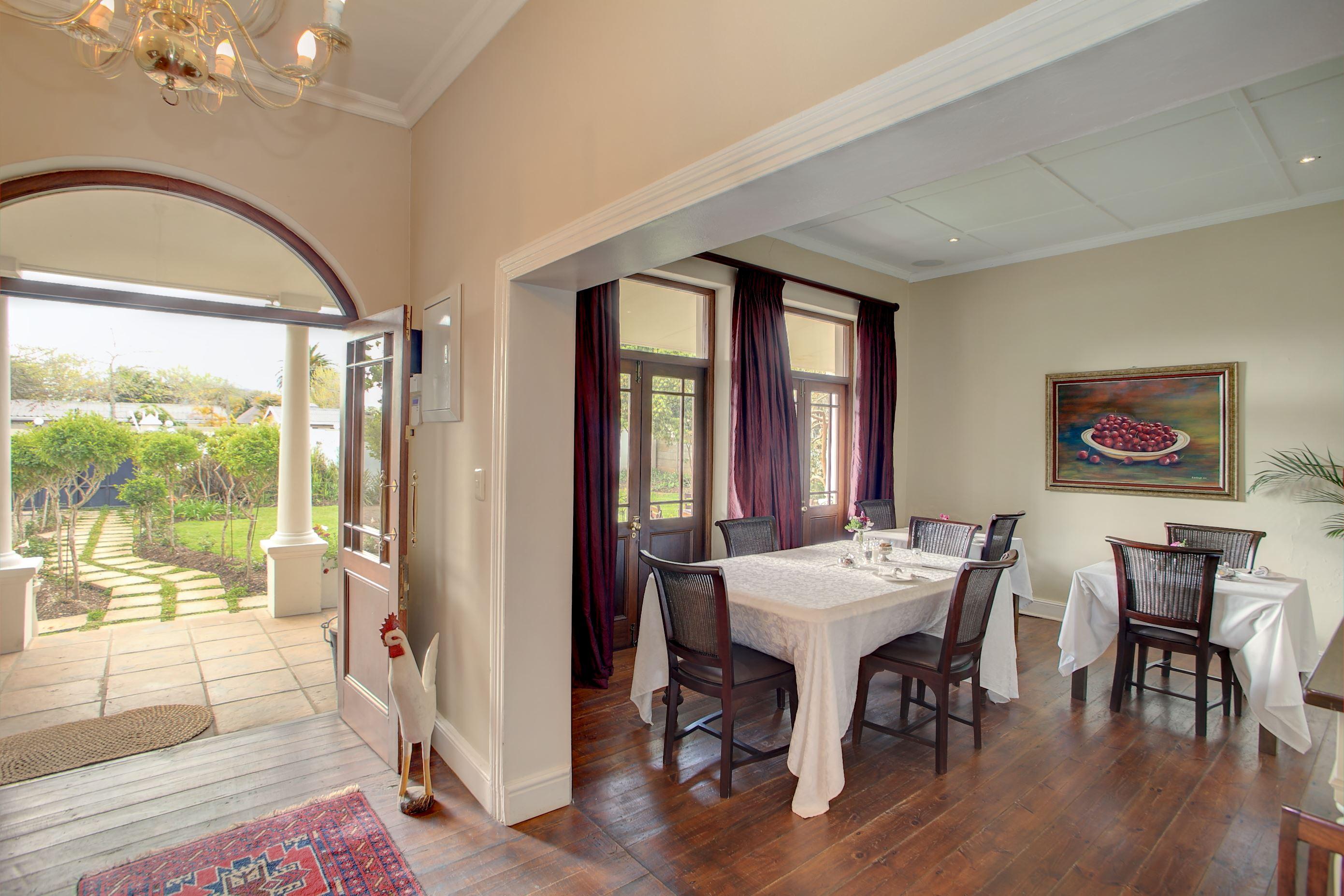 Clementine Guest House