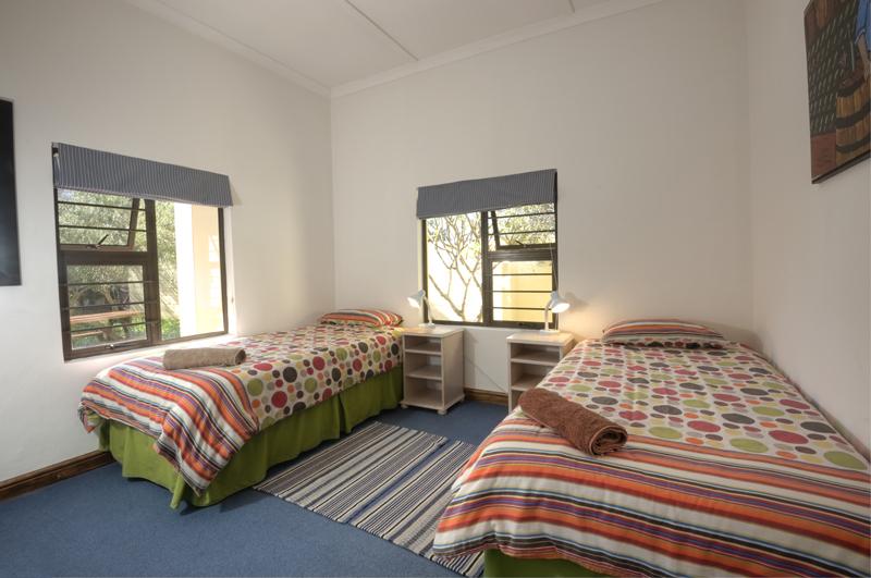 Hermanus Backpackers & Budget Reserve Your Hotel, SelfCatering, or Bed and
