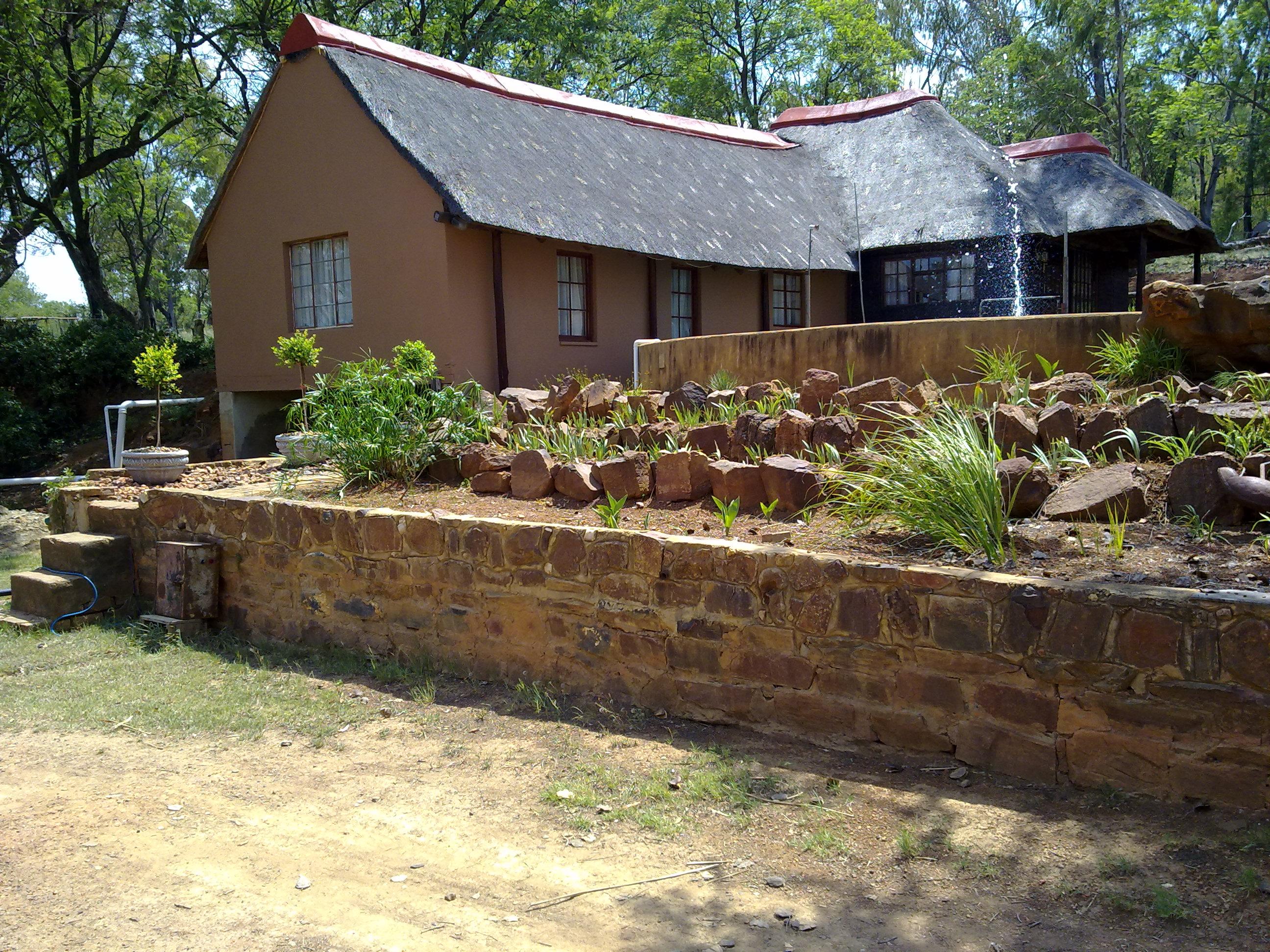 Hadida Guesthouse | Self-catering Swartruggens